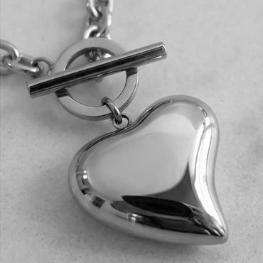 silver heart pendant toggle clasp chunky chain necklace detail modern jewelry Julie Saldivia
