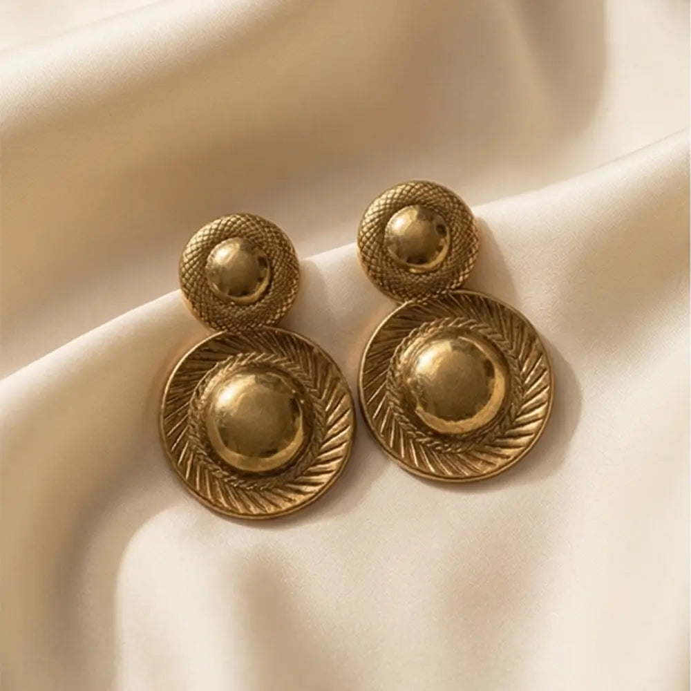 gold-vintage-textured-disc-earrings-flatlay-julie-saldivia